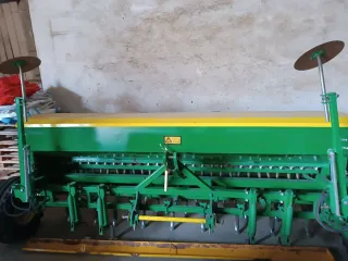 Sembradora Gil 3 filas 3,5 metros