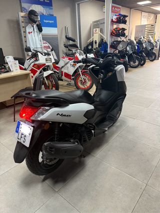 YAMAHA N-MAX 125 ABS