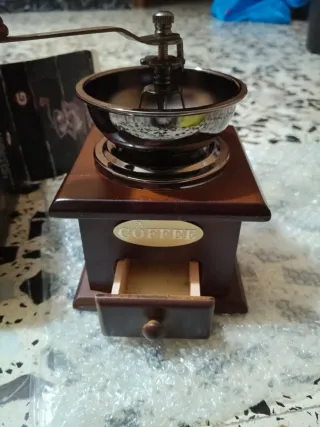 Molinillo de café GERIMPORT madera y metal