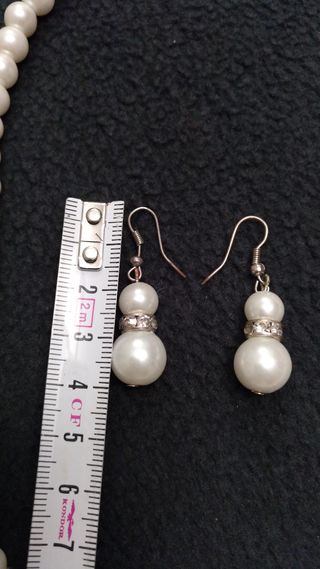 Conjunto collar y pendientes perlas bisutería