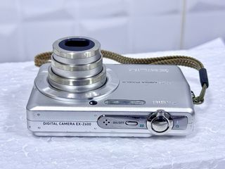 Casio Exilim Z500 Cámara Digital Plata