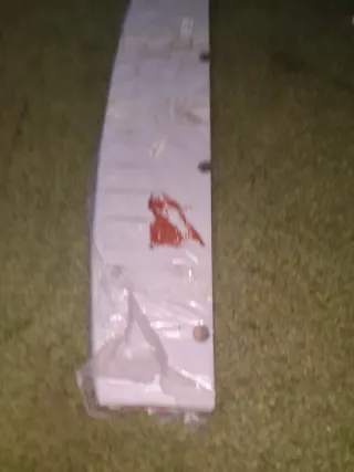 Embellecedor maletero Toyota RAV4 acero inoxidable