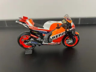 Replica de Marc Márquez del año (2023)