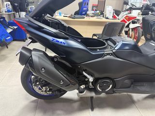 YAMAHA T-MAX 560 ABS