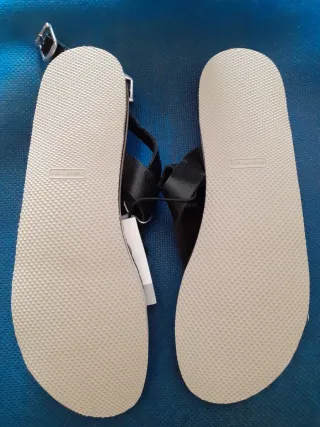 CHANCLAS DE PLAYA PARA MUJER UNIT TALLA 41 NUEVAS