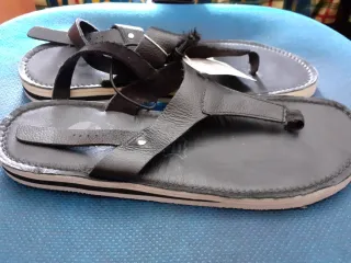 CHANCLAS DE PLAYA PARA MUJER UNIT TALLA 41 NUEVAS