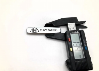 EMBLEMA DE ASIENTO MERCEDES MAYBACH 59mm