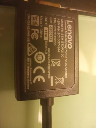 Adaptador HDMI a DVI.