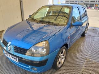 Renault Clio 2003