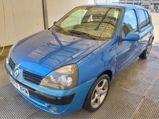Renault Clio 2003