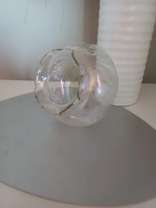 Pantalla de lámpara de cristal iridiscente