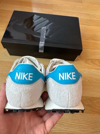 Nike Zapatillas Beige y Azul