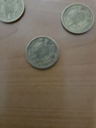 Moneda  1 peseta Franco 1966 estrella 69