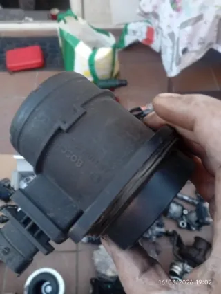 Lote de piezas de coche