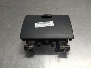 GUANTERA HYUNDAI SANTA FE (CM) 847452B000