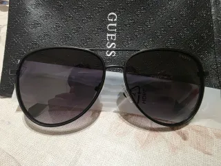 Gafas de Sol Guess Aviador Negro