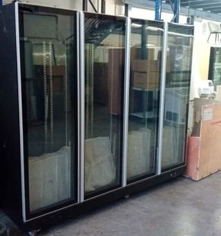 Nevera expositora refrigerada
