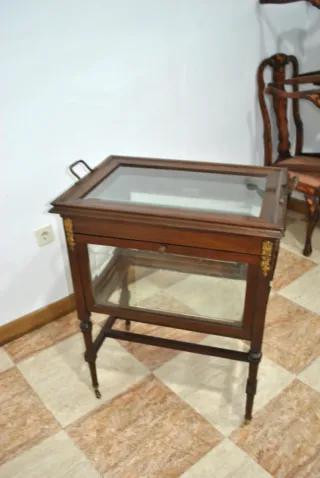 Antiguo carro licorera Imperio