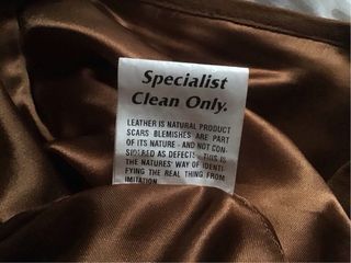 Gonna in vera pelle scamosciata asimmetrica