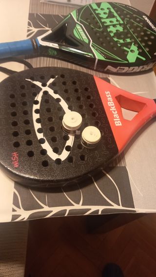 2 Palas de Pádel (dos grips de regalo):