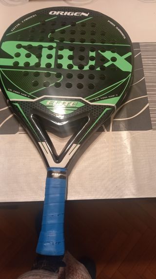 2 Palas de Pádel (dos grips de regalo):