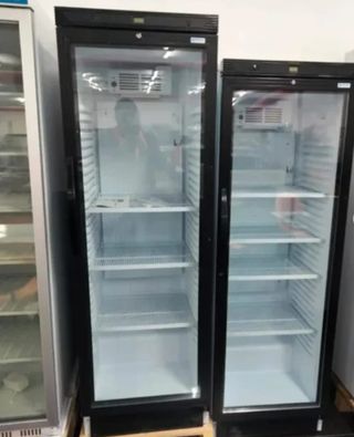 Nevera expositora refrigerada