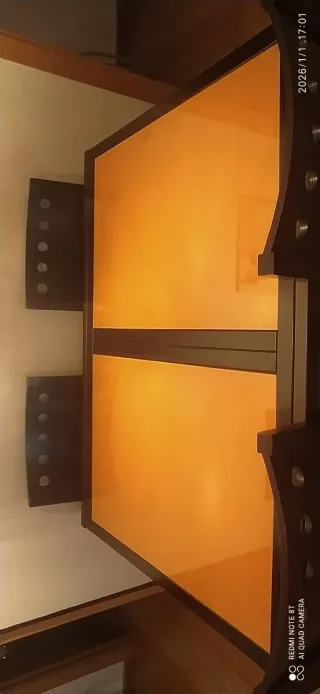 Mesa comedor y 4 sillas + mueble salón