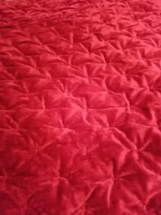 Colcha de matrim. reversible, terciopelo y algodón