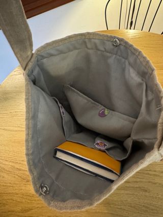 Bolso artesanal de telas hecho a mano