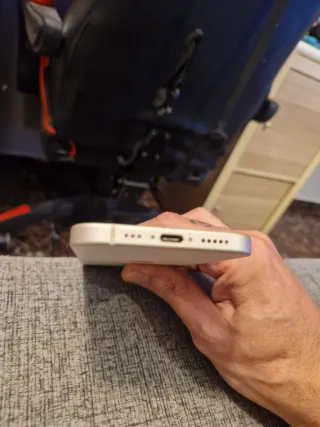 iPhone 15 Amarillo 128 gigas