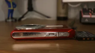 Cámara Casio Exilim EX-S600 Roja