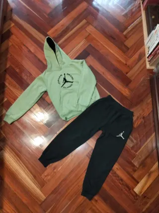 Chándal Jordan Niño Verde y Negro Talla 6