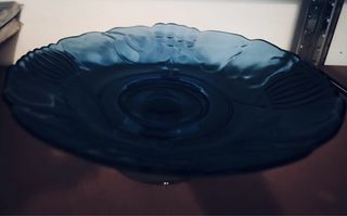 Plato de cristal azul diseño vintage