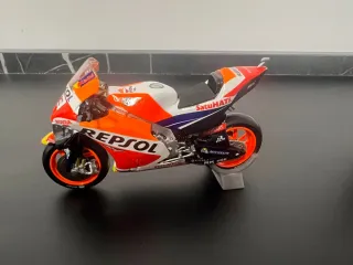 Maqueta Moto Honda Repsol 2022 Marc Márquez.