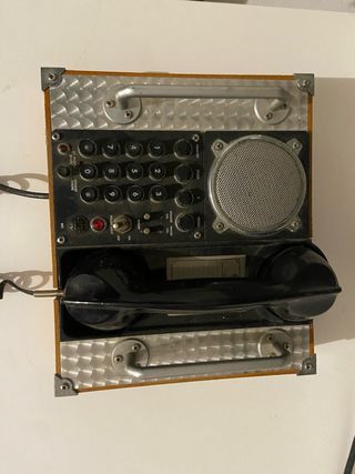 Teléfono antiguo coleccionista