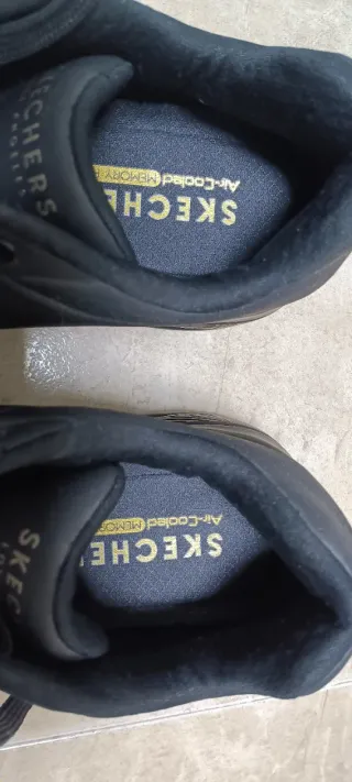 Zapatillas Skechers Negras