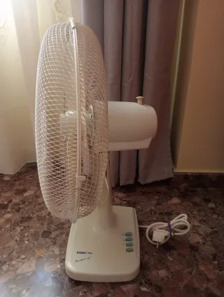 Ventilador de sobremesa Taurus