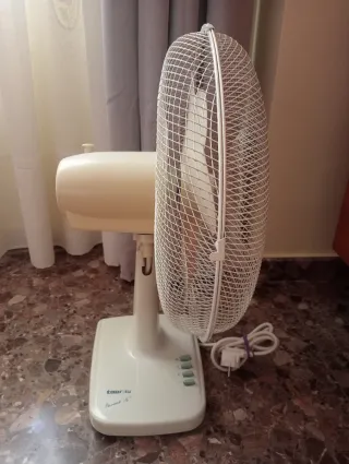 Ventilador de sobremesa Taurus