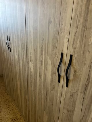 Armario 4 puertas efecto madera