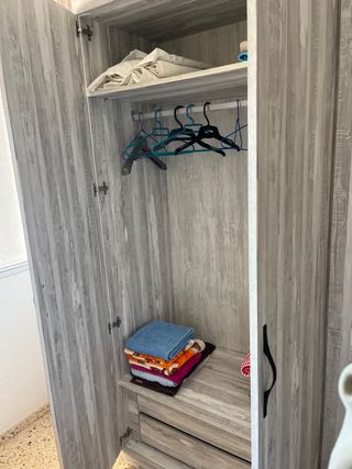 Armario 4 puertas efecto madera