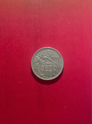 Moneda CON DEFECTO de 5 pesetas de Franco 1957