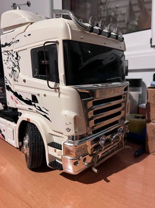 Camión Tamiya Scania