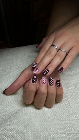 Peluquera a domicilio  Maquillaje  Uñas