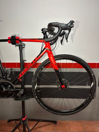 Bicicleta Gravel Giant TCX