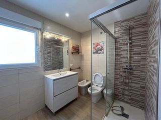 Casa adosada en alquiler en Avda. Federico Garcia Lorca - Nueva Estación Autobuses en Granada