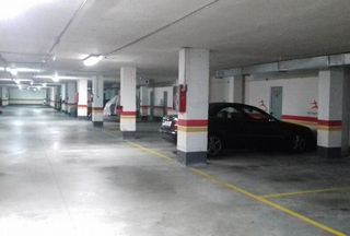 Garaje en venta en Santa Cruz de Bezana