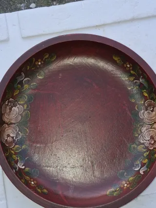 Ciotola in legno dipinta a mano