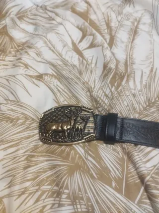 Cinturón Cuero Hebilla Metal Ciervos