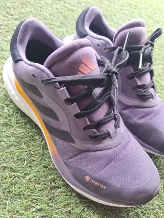 Zapatillas Adidas Gore-Tex Moradas