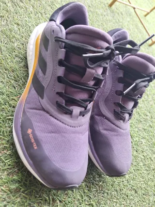 Zapatillas Adidas Gore-Tex Moradas